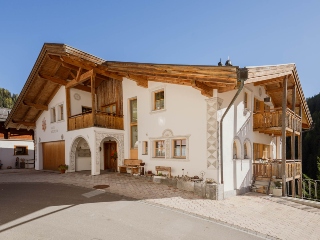 haus helvetia slider
